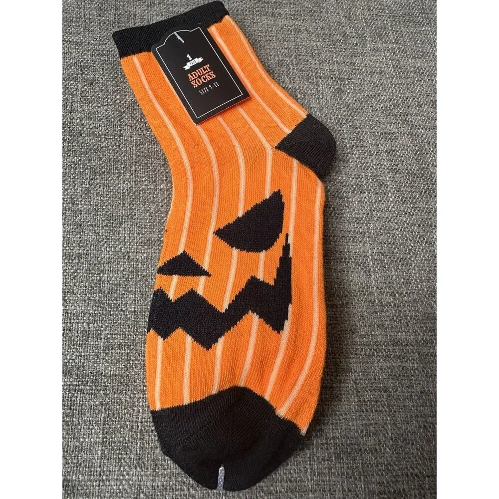 Pack of 2 Womens Halloween Socks Striped and Jack O Lantern Orange Black